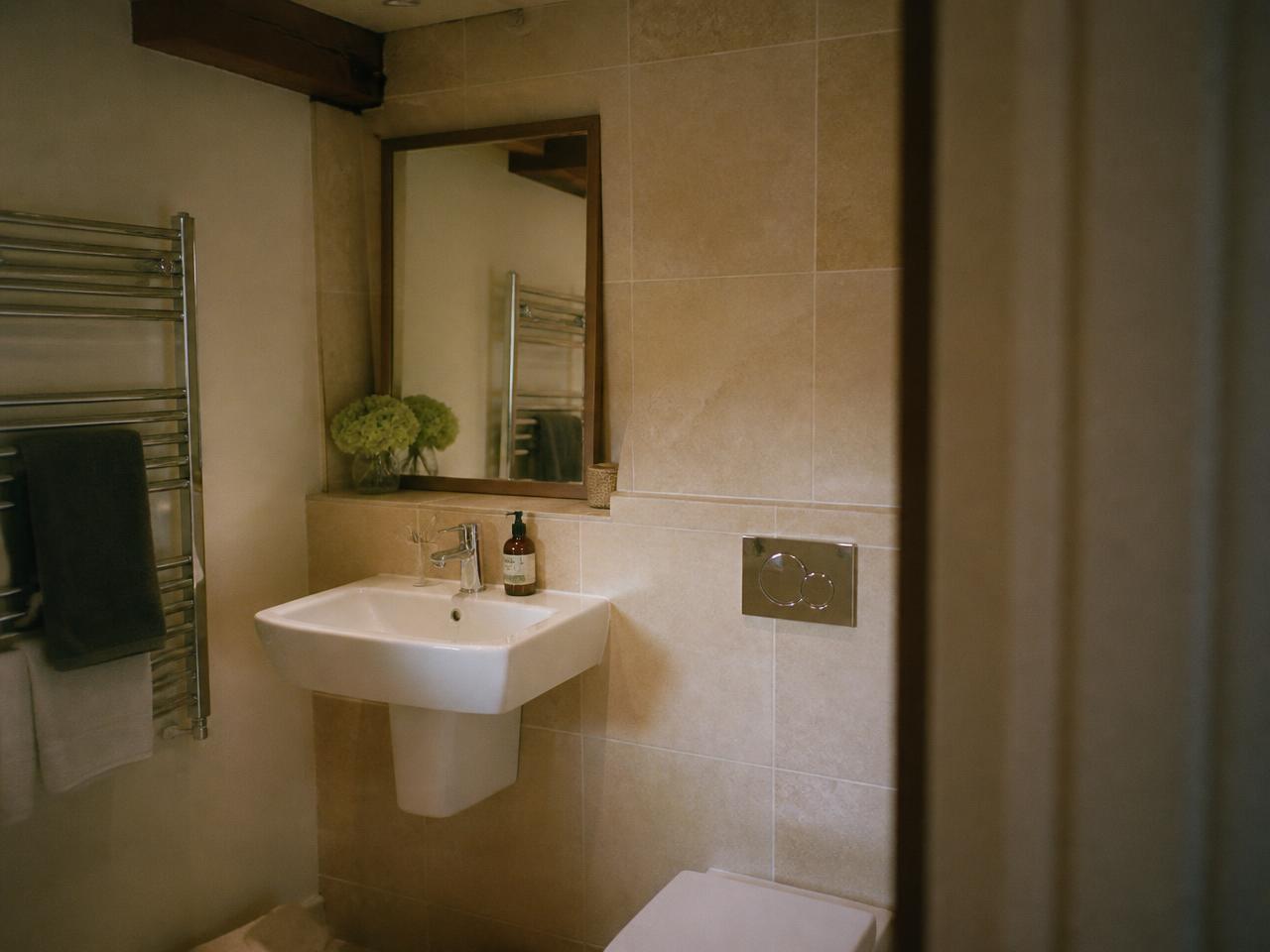 Ensuite bathroom with basin