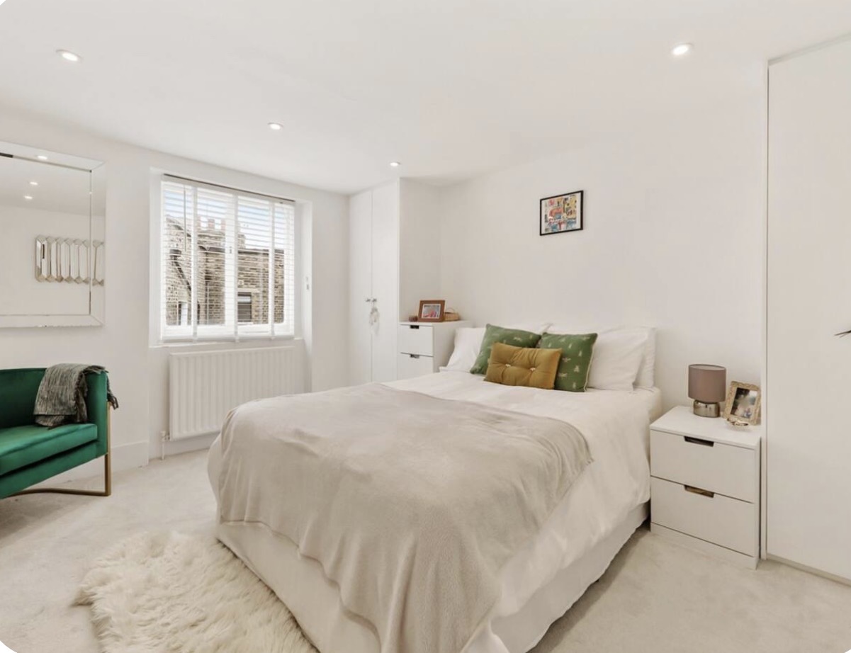 Principal bedroom